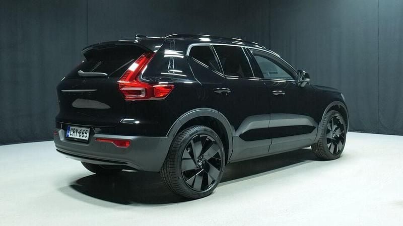 Uusi Volvo EX40 Plus 185 kW (252 HP) 2025 Katumaasturi