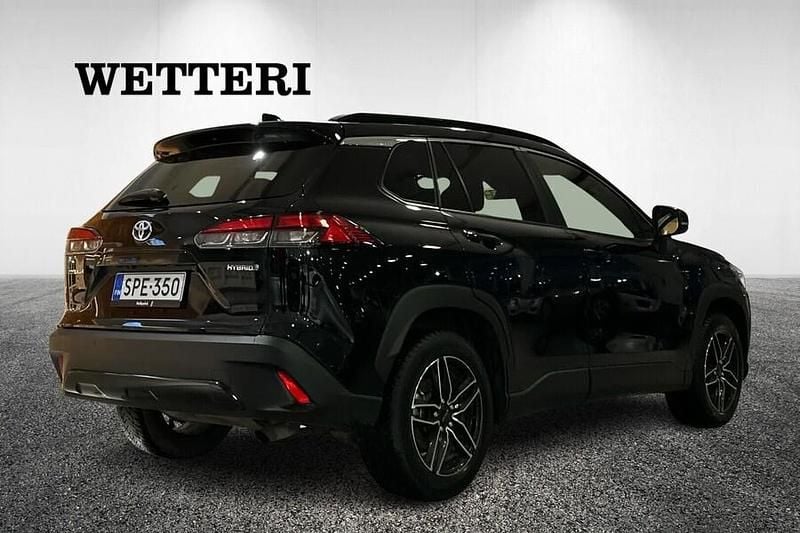 Käytetty Toyota Corolla Cross Edition 197 HP (144 kW) 2023 Musta Katumaasturi