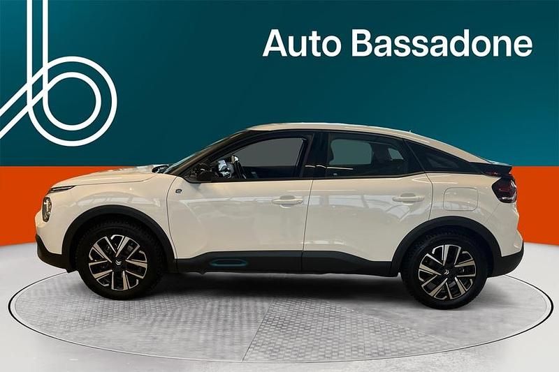 Käytetty Citroën e-C4 Feel 100 kW (136 HP) 2023 Viistoperä