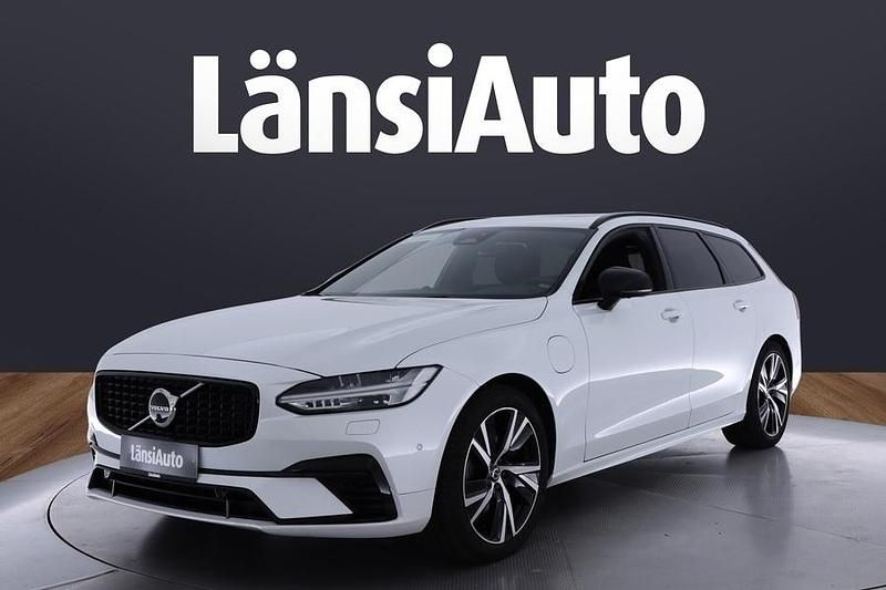 Käytetty 2022 Volvo V90 R-Design Farmari | 39 790 € (Kallis) - Kuva 1/2