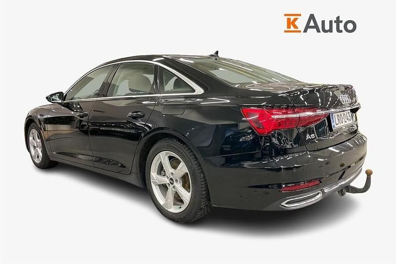 Käytetty Audi A6 Advanced 299 HP (219 kW) 2023 Musta Sedan