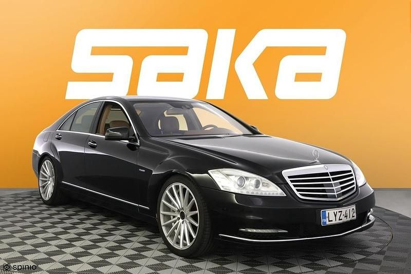 Harmaa Käytetty 2009 Mercedes S350 Sedan | 12 790 € - Kuva 1/3