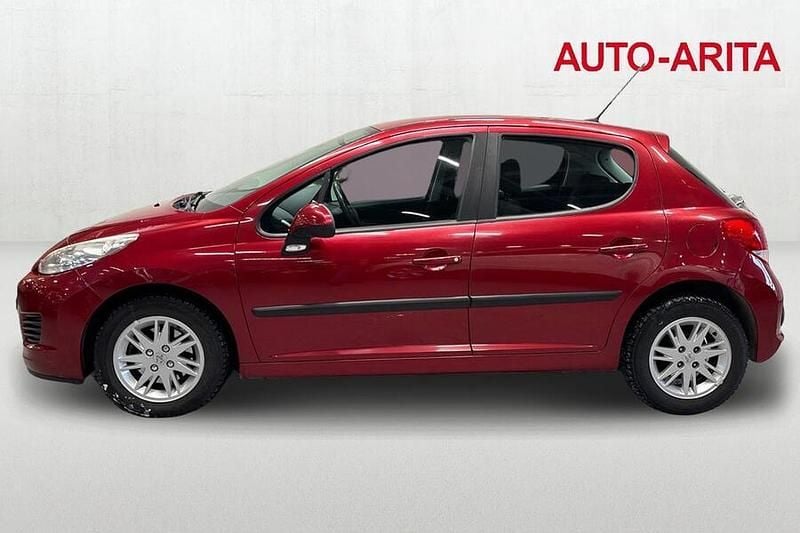 Käytetty Peugeot 207 95 HP (69 kW) 2010 Viistoperä