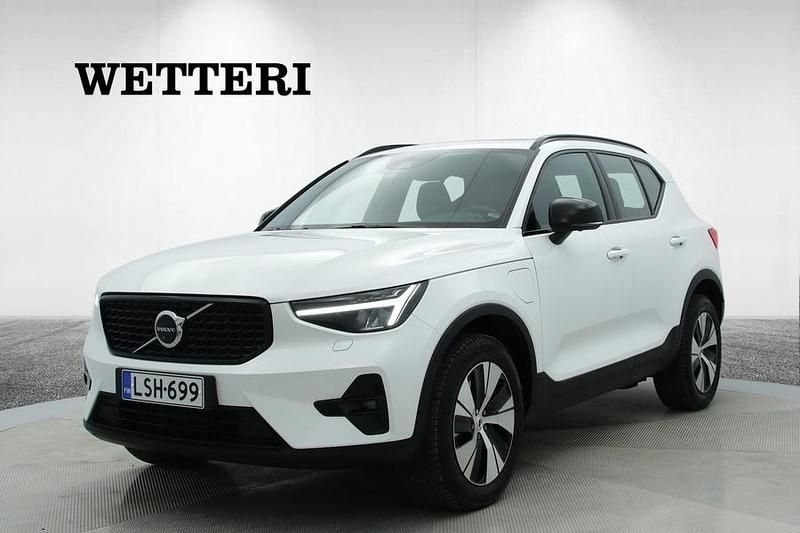Käytetty Volvo XC40 Ultimate 262 HP (192 kW) 2023 Katumaasturi