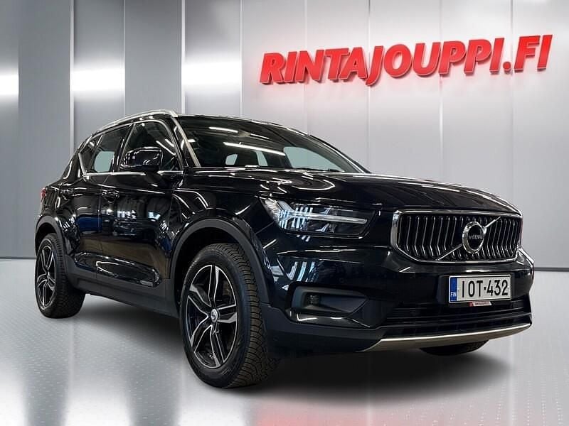 Käytetty Volvo XC40 Business Edition 262 HP (192 kW) 2021 Katumaasturi