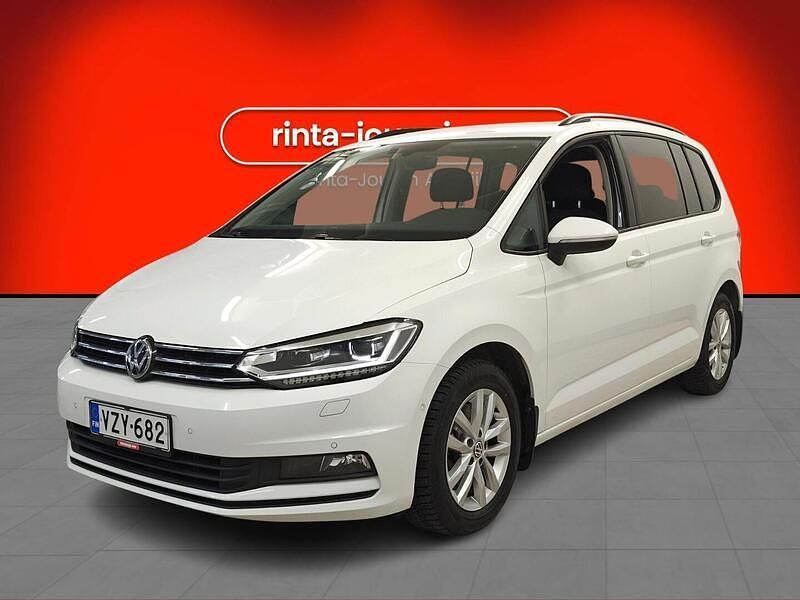 Valkoinen Käytetty 2018 VW Touran Comfortline Tila-auto | 16 990 € (Perustarjous) - Kuva 1/3