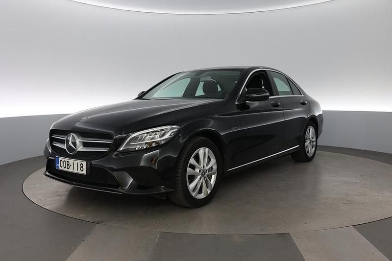 Käytetty 2020 Mercedes C300e Business Sedan | 26 890 € (Supertarjous) - Kuva 1/4