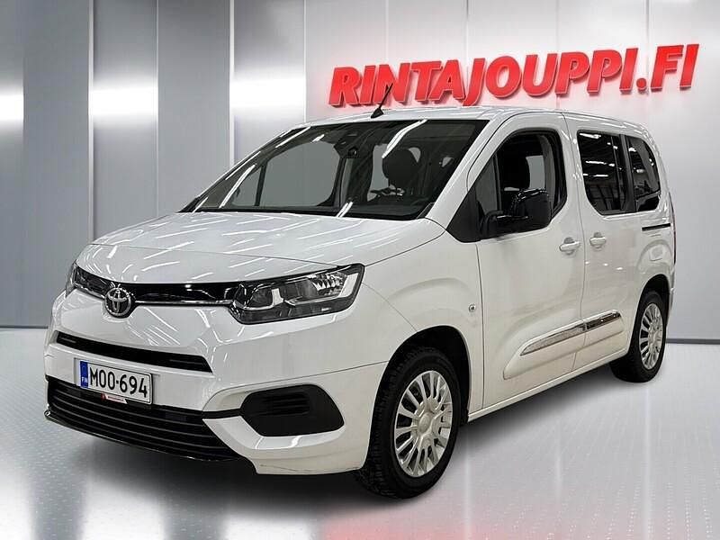 Käytetty Toyota Proace Verso Active 110 HP (80 kW) 2022 Valkoinen Farmari