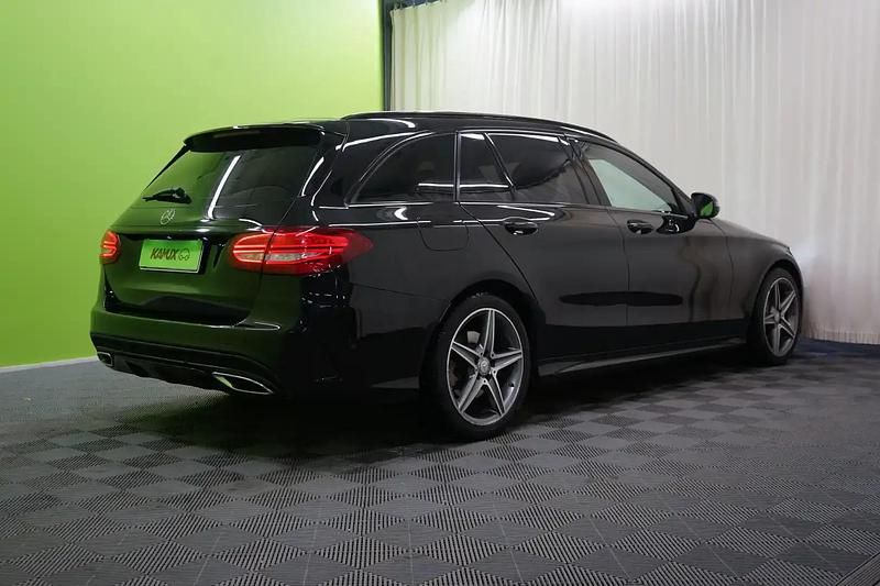 Käytetty Mercedes C220 Style 163 HP (119 kW) 2015 Musta Farmari