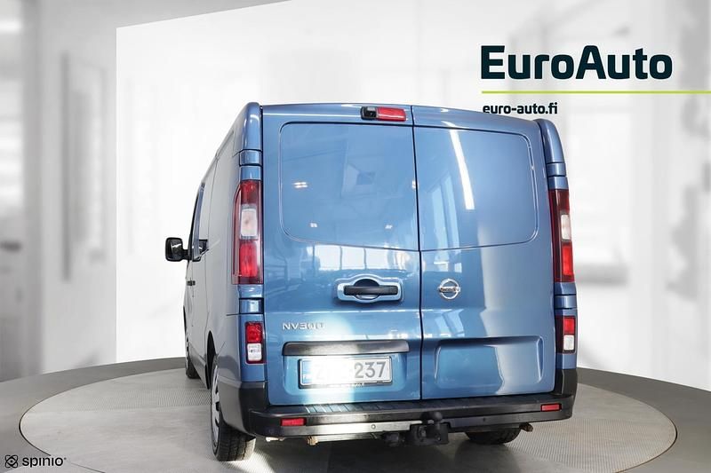 Käytetty Nissan NV300 125 HP (91 kW) 2018 Sininen Van