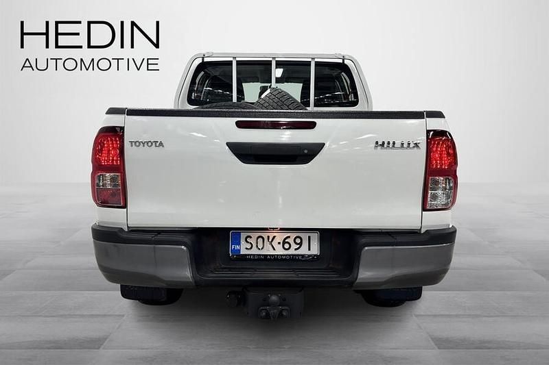 Käytetty Toyota HiLux Life 150 HP (110 kW) 2020 Valkoinen Nouto