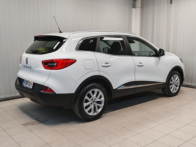 Käytetty Renault Kadjar Zen 131 HP (96 kW) 2017 Valkoinen Katumaasturi