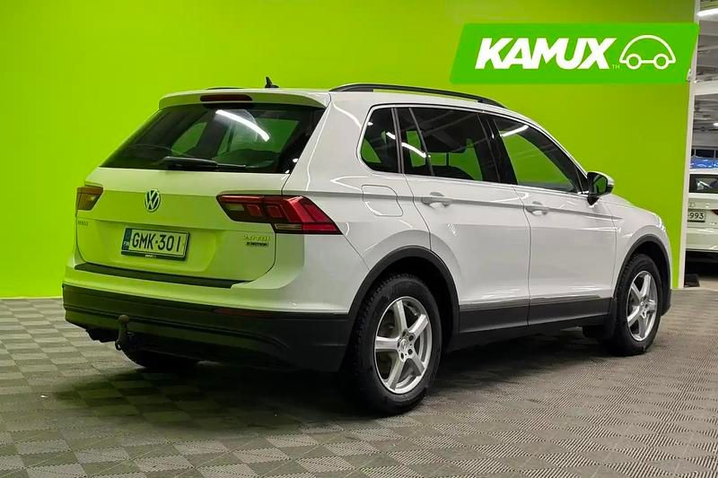 Käytetty VW Tiguan Comfortline 150 HP (110 kW) 2017 Valkoinen Katumaasturi
