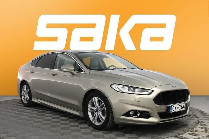 Käytetty Ford Mondeo Titanium 180 HP (132 kW) 2017 Viistoperä