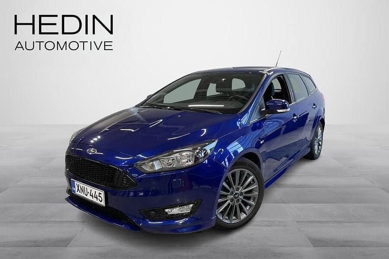 Sininen Käytetty 2016 Ford Focus ST-Line Farmari | 9 900 € (Hyvä tarjous) - Kuva 1/4