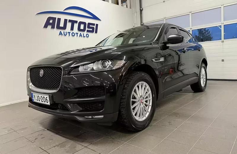 Musta Käytetty 2017 Jaguar F-Pace Business Edition Katumaasturi | 19 790 € - Kuva 1/4