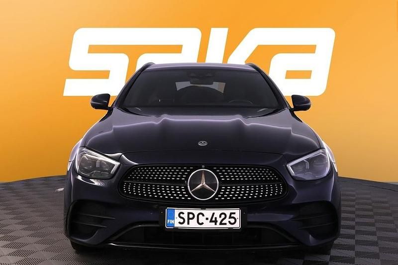 Käytetty Mercedes E300 Business 306 HP (225 kW) 2021 Farmari