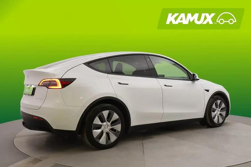 Käytetty Tesla Model Y 378 kW (514 HP) 2022 Valkoinen Katumaasturi