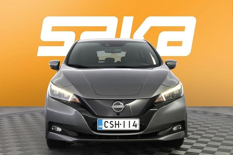 Käytetty Nissan Leaf 360º 160 kW (218 HP) 2022 Viistoperä