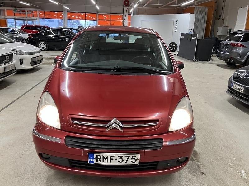 Käytetty Citroën Xsara Picasso 109 HP (80 kW) 2006 Tila-auto