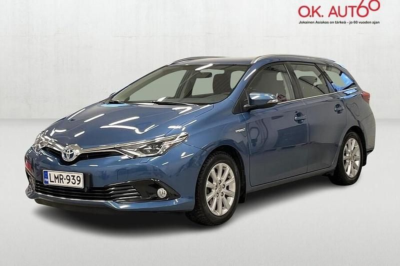 Käytetty 2015 Toyota Auris Touring Sports Active Farmari | 15 900 € (Perustarjous) - Kuva 1/4