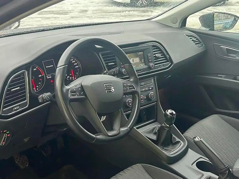 Käytetty Seat Leon ST 4Drive 150 HP (110 kW) 2015 Hopea / harmaa Farmari