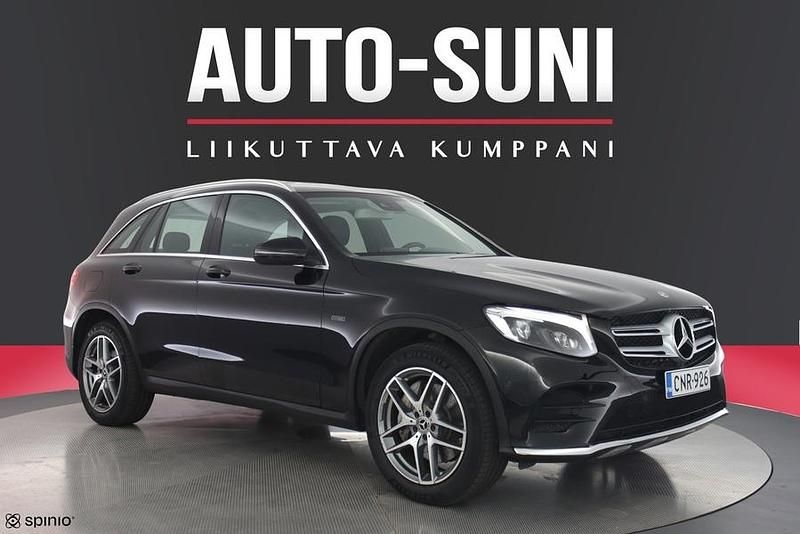 Musta Käytetty 2018 Mercedes GLC350 Business Katumaasturi | 29 680 € (Hieman kallis) - Kuva 1/3
