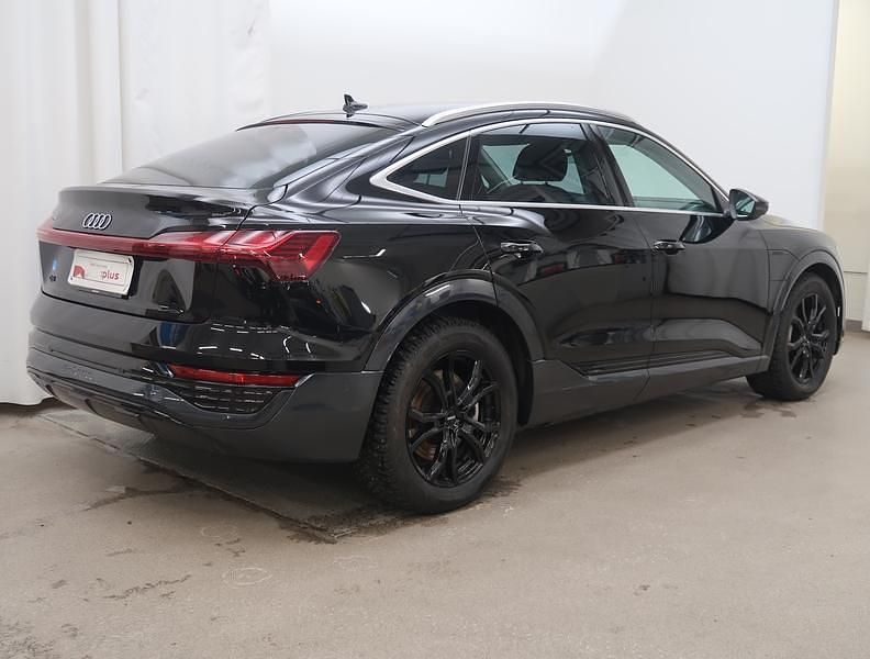 Käytetty Audi e-tron Sportback 250 kW (340 HP) 2023 Musta Katumaasturi