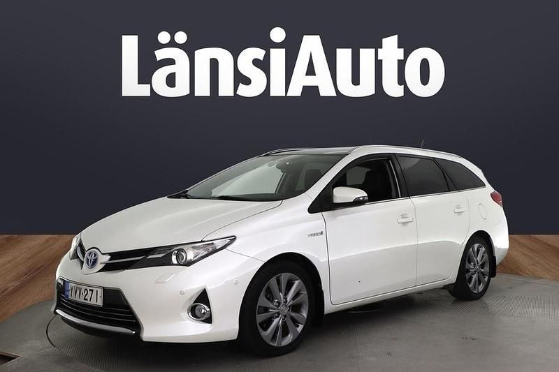 Käytetty 2013 Toyota Auris Touring Sports Premium Farmari | 13 800 € (Perustarjous) - Kuva 1/1