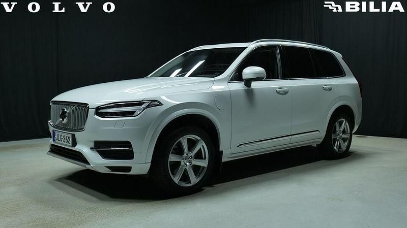Valkoinen Käytetty 2019 Volvo XC90 Inscription Katumaasturi | 41 500 € (Hyvä tarjous) - Kuva 1/3
