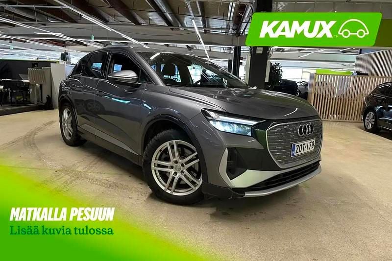 Hopea / harmaa Käytetty 2023 Audi Q4 e-tron S-Line Katumaasturi | 29 890 € (Hyvä tarjous) - Kuva 1/4