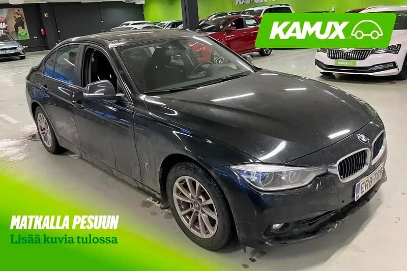 Käytetty BMW 330e iPerformance 252 HP (185 kW) 2018 Musta Sedan
