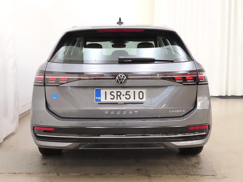 Käytetty VW Passat Elegance 204 HP (150 kW) 2025 Farmari