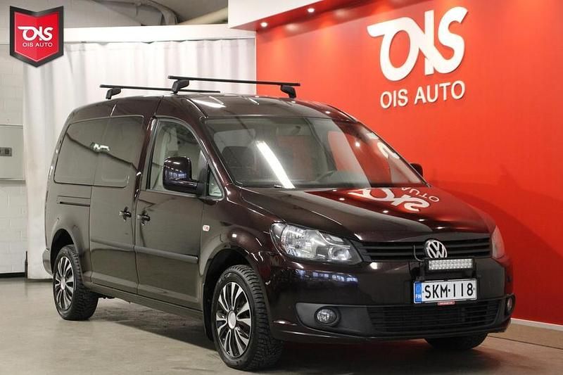 Käytetty VW Caddy Maxi Trendline 102 HP (75 kW) 2011 Tila-auto