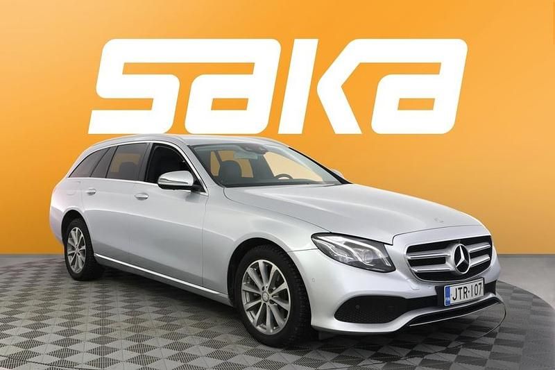 Käytetty Mercedes E220 Business 194 HP (142 kW) 2017 Farmari
