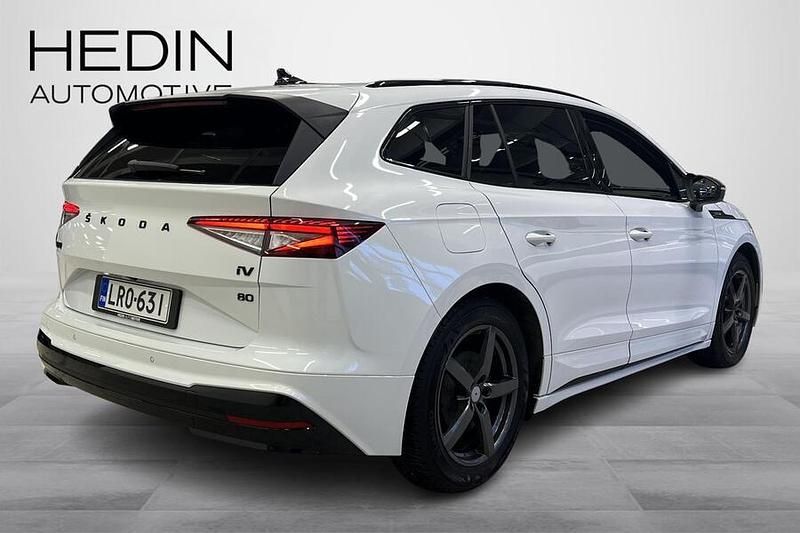 Käytetty Skoda Enyaq iV SportLine 150 kW (204 HP) 2022 Valkoinen Katumaasturi