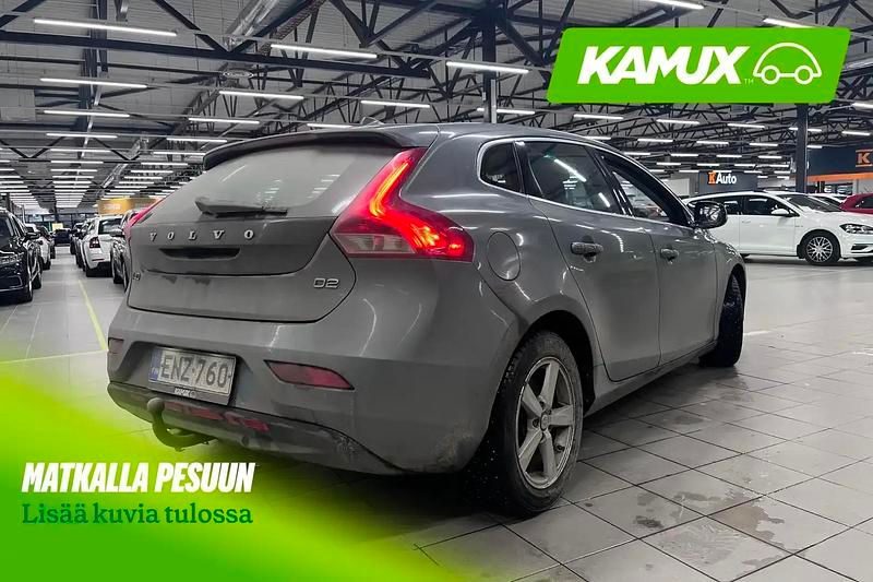 Käytetty Volvo V40 Business Edition 155 HP (114 kW) 2014 Harmaa Farmari