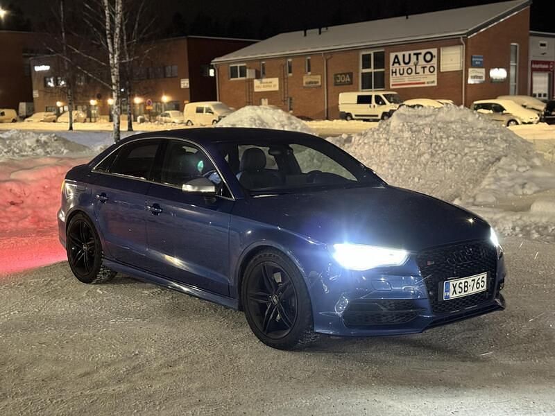 Käytetty Audi S3 301 HP (221 kW) 2015 Sedan