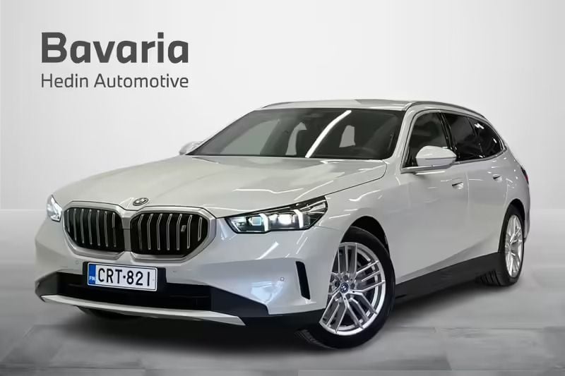 Valkoinen Käytetty 2024 BMW i5 Comfort Edition Sedan | 86 889 € - Kuva 1/4
