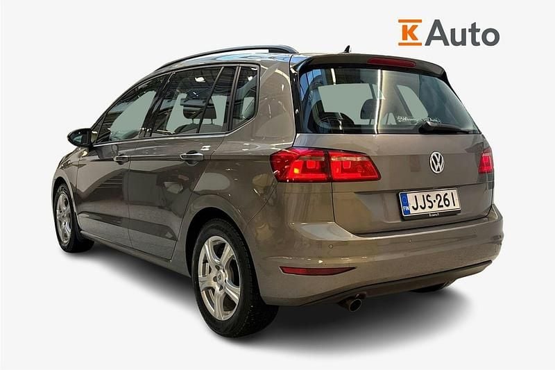 Käytetty VW Golf Sportsvan Comfortline 110 HP (80 kW) 2015 Harmaa Tila-auto