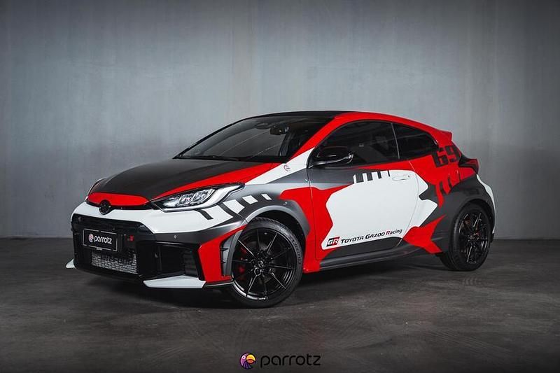 Käytetty 2024 Toyota Yaris Viistoperä | 74 900 € - Kuva 1/4