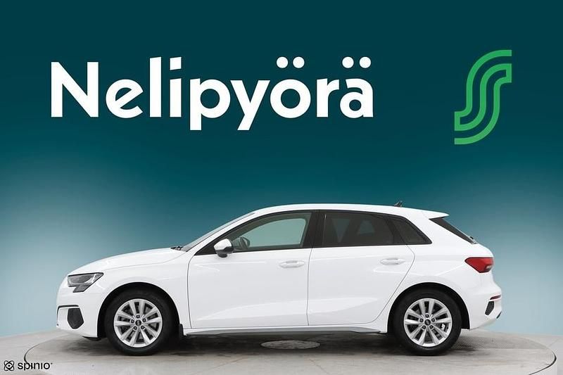 Käytetty Audi A3 Sportback e-tron Business 150 HP (110 kW) 2021 Viistoperä