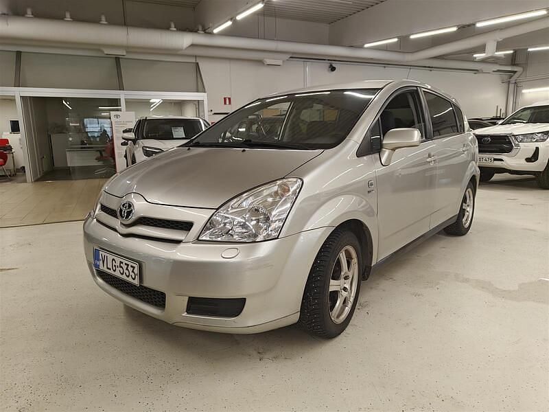 Hopea Käytetty 2005 Toyota Corolla Verso Terra Tila-auto | 6 900 € (Perustarjous) - Kuva 1/4