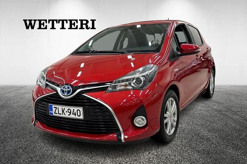 Käytetty 2016 Toyota Yaris Hybrid Premium Viistoperä | 16 490 € (Perustarjous) - Kuva 1/4
