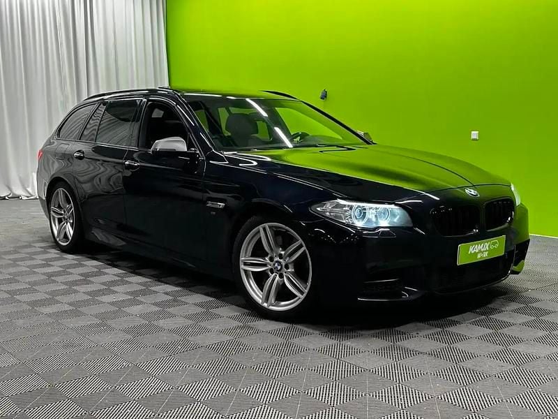 Käytetty BMW M550 M Sport 381 HP (280 kW) 2015 Sininen Sedan