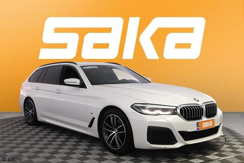 Käytetty 2022 BMW 520 M Sport Farmari | 33 400 € (Kallis) - Kuva 1/3