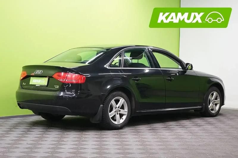 Käytetty Audi A4 Business 211 HP (155 kW) 2010 Musta Sedan
