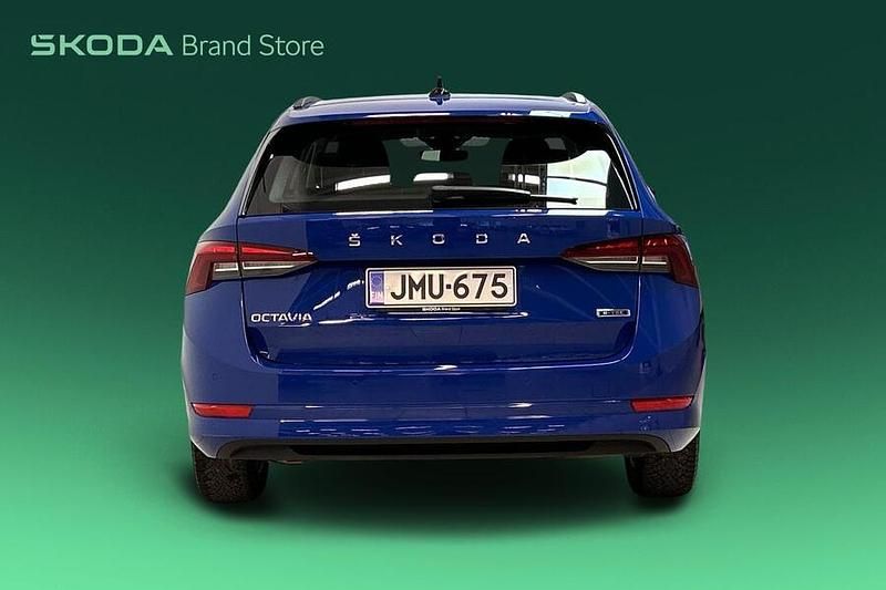 Käytetty Skoda Octavia Ambition 150 HP (110 kW) 2022 Farmari