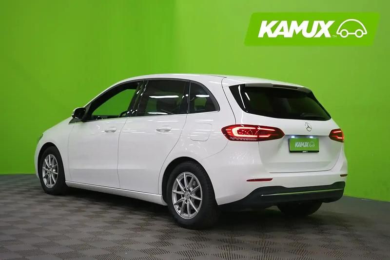 Käytetty Mercedes B180 Edition 116 HP (85 kW) 2020 Valkoinen Tila-auto