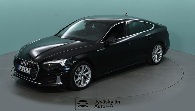 Musta Käytetty 2022 Audi A5 Sportback Advanced Plus Viistoperä | 29 900 € (Supertarjous) - Kuva 1/3